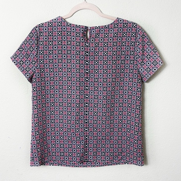 J. Crew Pink and Navy Diamond Pattern Blouse - Size XS - Picture 2 of 9